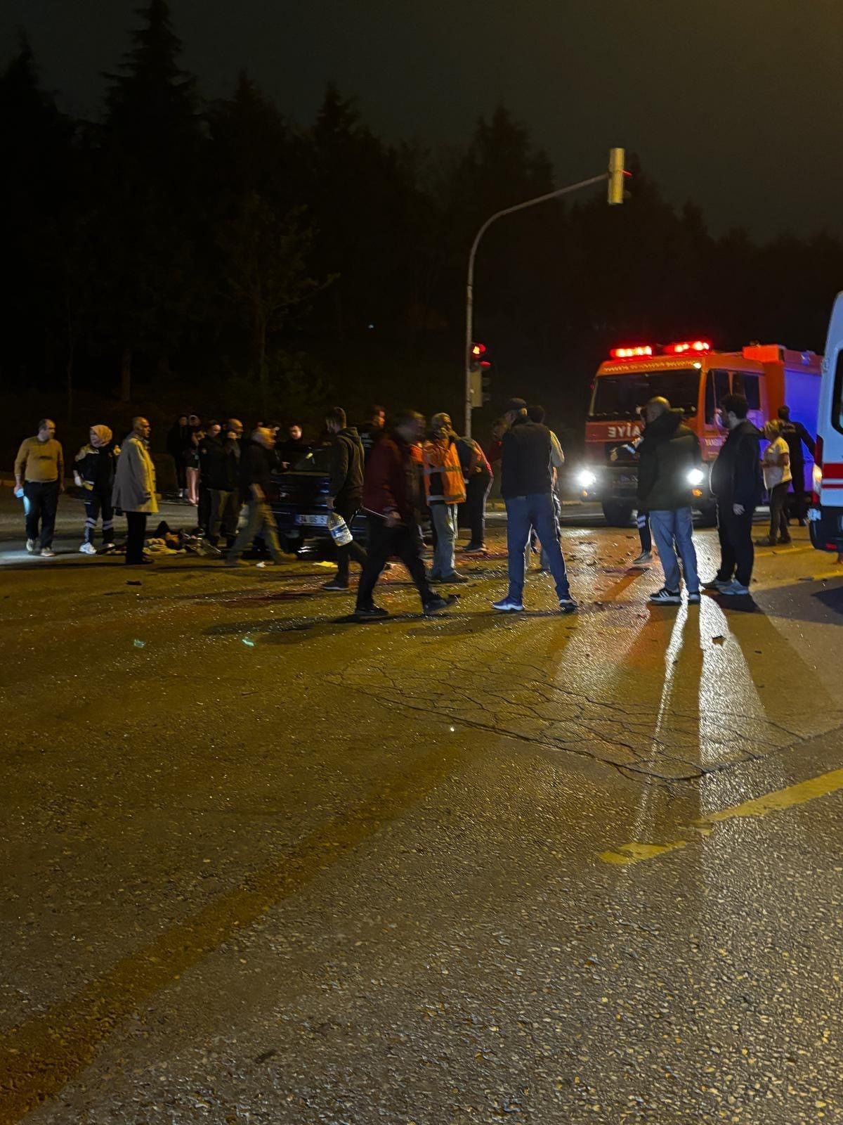 Sakarya’da feci kaza! İki otomobil çarpıştı, 1’i ağır 7 yaralı - Sayfa 2