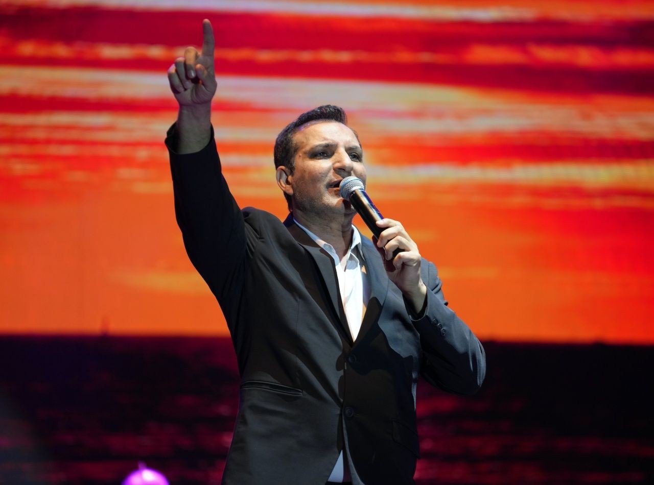 Rafet El Roman’la Kırıkkale’de 23 Nisan coşkusu: Meydan doldu taştı - Sayfa 2