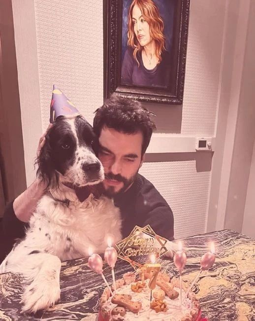 Akın Akınözü köpeğinin doğum gününü kutladı! ''Bir boşluğua dokundun sen'' - Sayfa 3