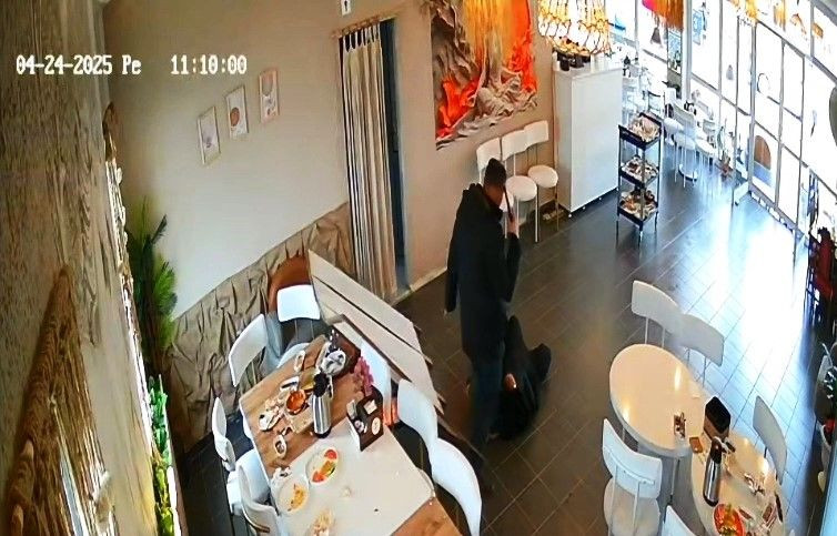 Samsun'daki Pınar Altınel cinayetinin görüntüleri ortaya çıktı: Cengiz Altınel katliamdan sonra kafasına sıkmıştı... - Sayfa 8