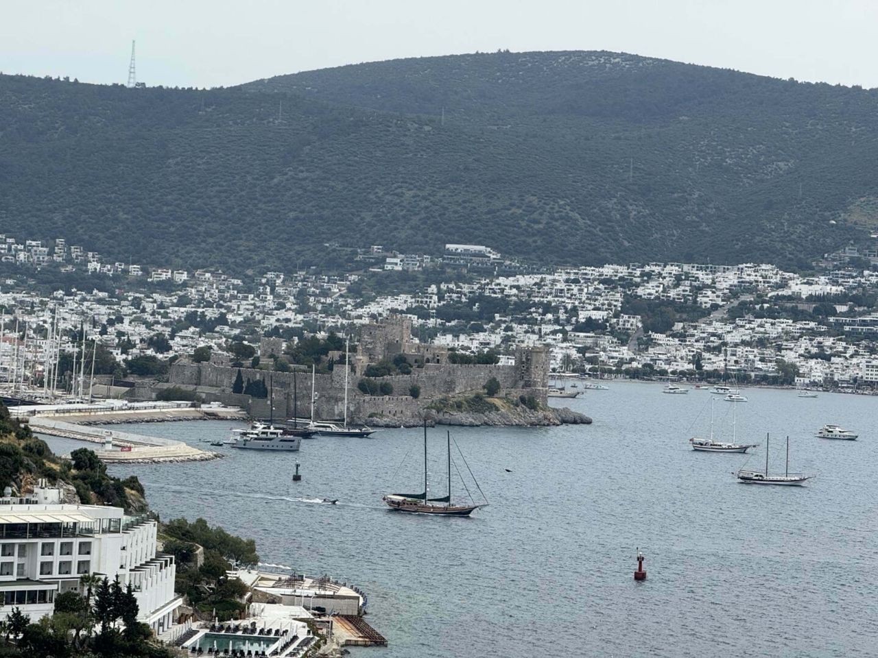 Bodrum'da site aidatları 120 bin TL'yi gördü! Yalıkavak, Gölköy ve Türkbükü'ne doğru gidildikçe rakam artıyor - Sayfa 1