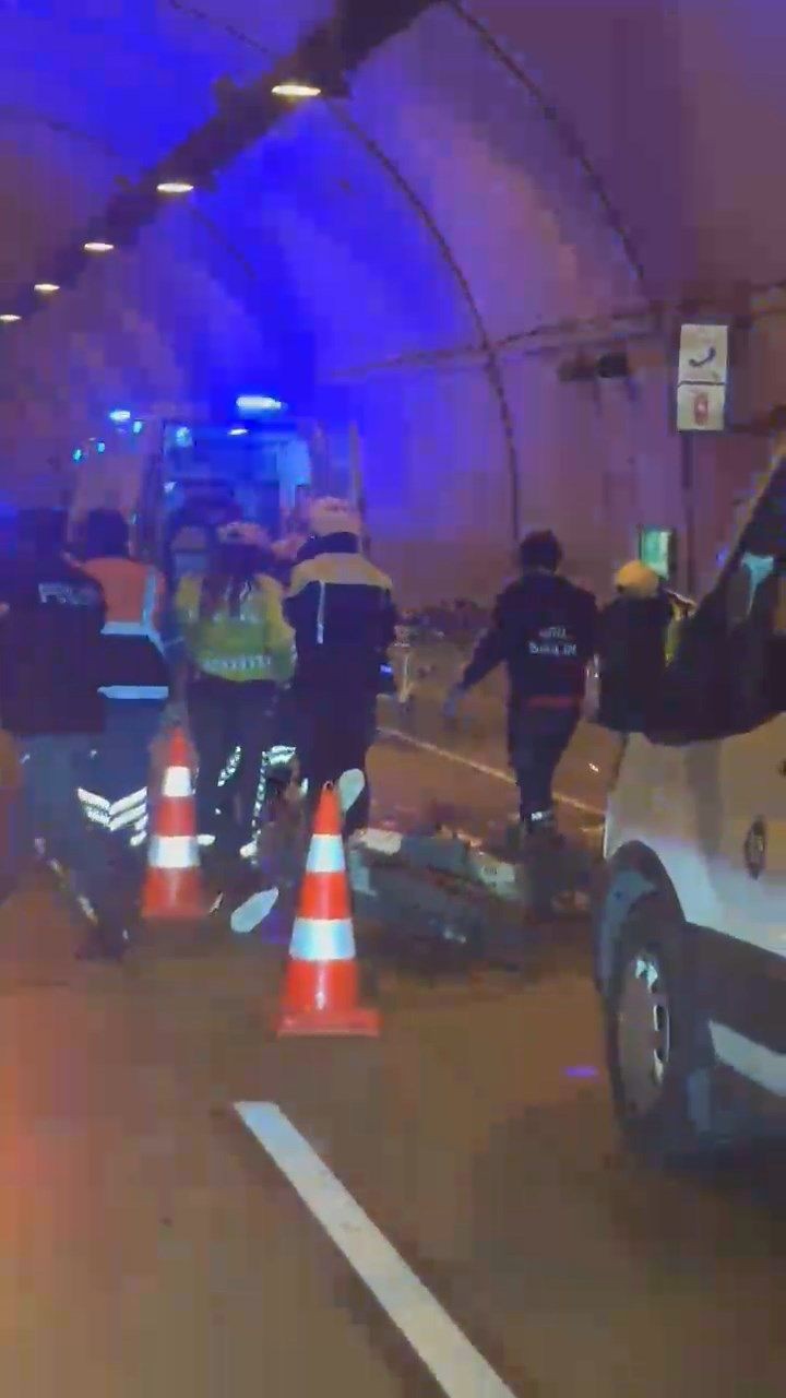 Astsubay Samet Sözkesen motosikletiyle Bomonti-Dolmabahçe Tüneli’ndeki kazada can verdi - Sayfa 2