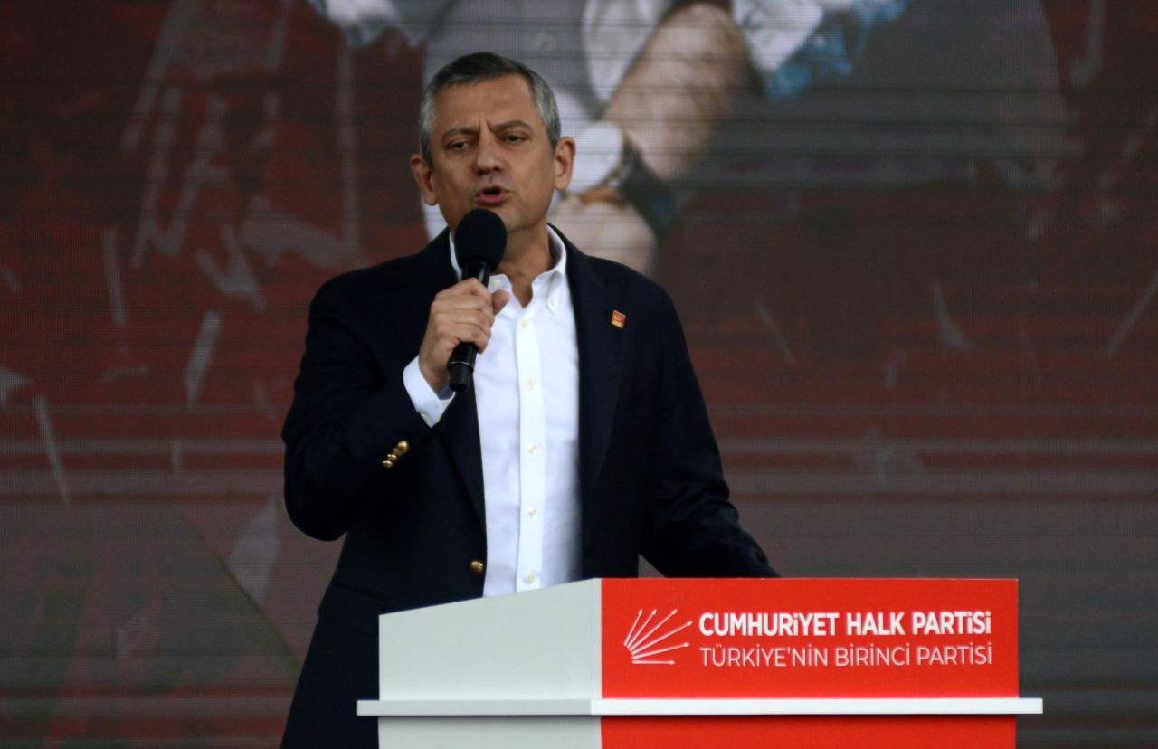 Özgür Özel siyaseti bırakacağını açıkladı, Milli Eğitim Bakanına hakaret etti - Sayfa 3