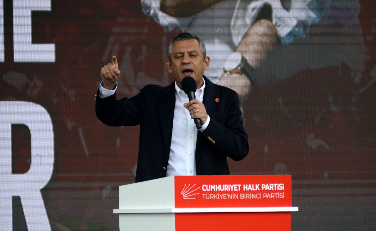 Özgür Özel siyaseti bırakacağını açıkladı, Milli Eğitim Bakanına hakaret etti - Sayfa 2