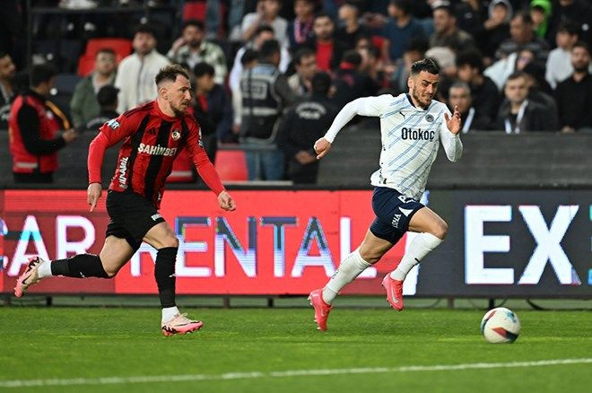 Gündem olan şampiyonluk iddiası: Önce o maçı işaret etti sonra yüzde 90 bu işi bitirir dedi - Sayfa 6