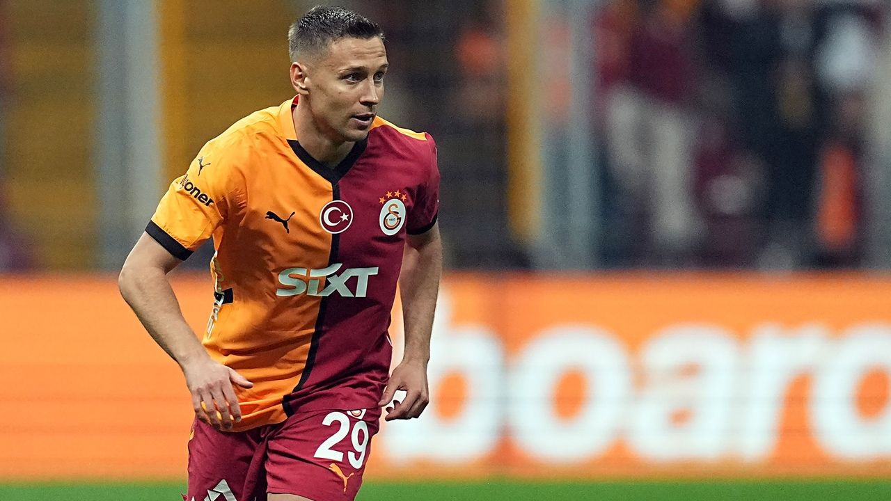 Galatasaray'ın Eyüpspor maçı ilk 11'i belli oldu! Okan Buruk rakibini işte böyle yıkacak - Sayfa 4