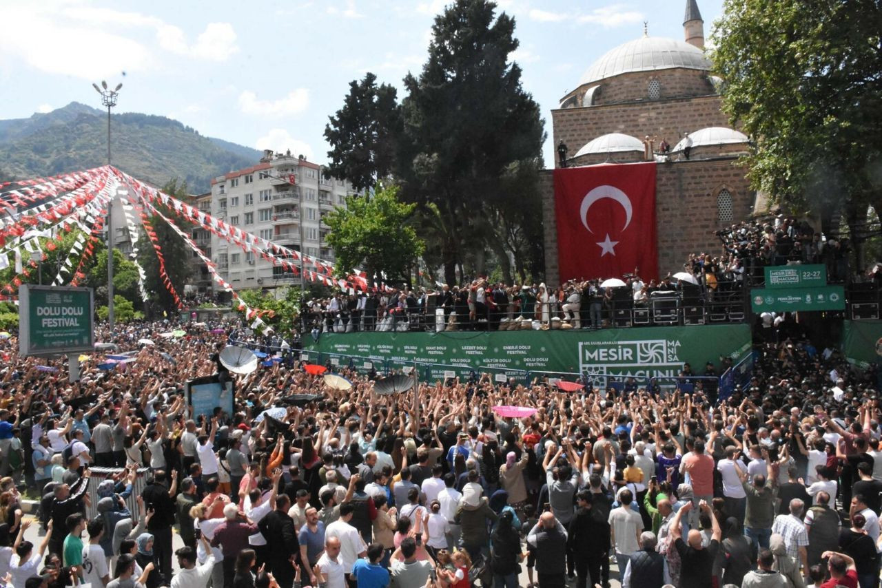 Uluslararası Manisa Mesir Macunu Festivali: 20 dakikada 8 ton mesir macunu saçıldı - Sayfa 5