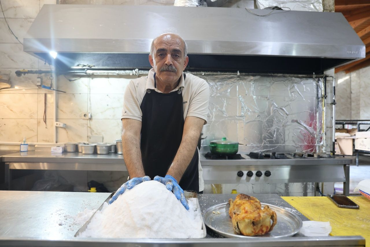 Gastronomi şehri parlıyor! Hatay’ın alevli lezzeti ‘tuzda tavuk’ tescilleniyor - Sayfa 6