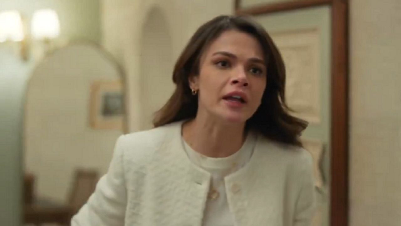 Uzak Şehir dizisinde Nare iyileşecek mi? Sahra Şaş diziye veda mı ediyor? - Sayfa 4