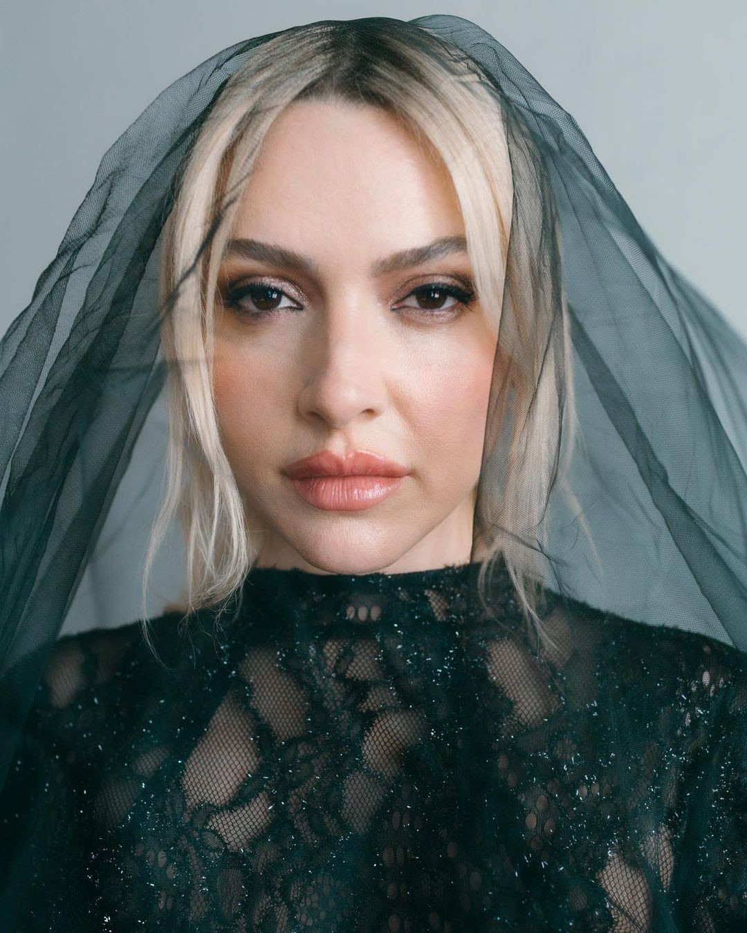 Reynmen'in annesinden Hadise'ye hakaret dolu sözler: İğrenç ötesi, midem bulandı - Sayfa 1