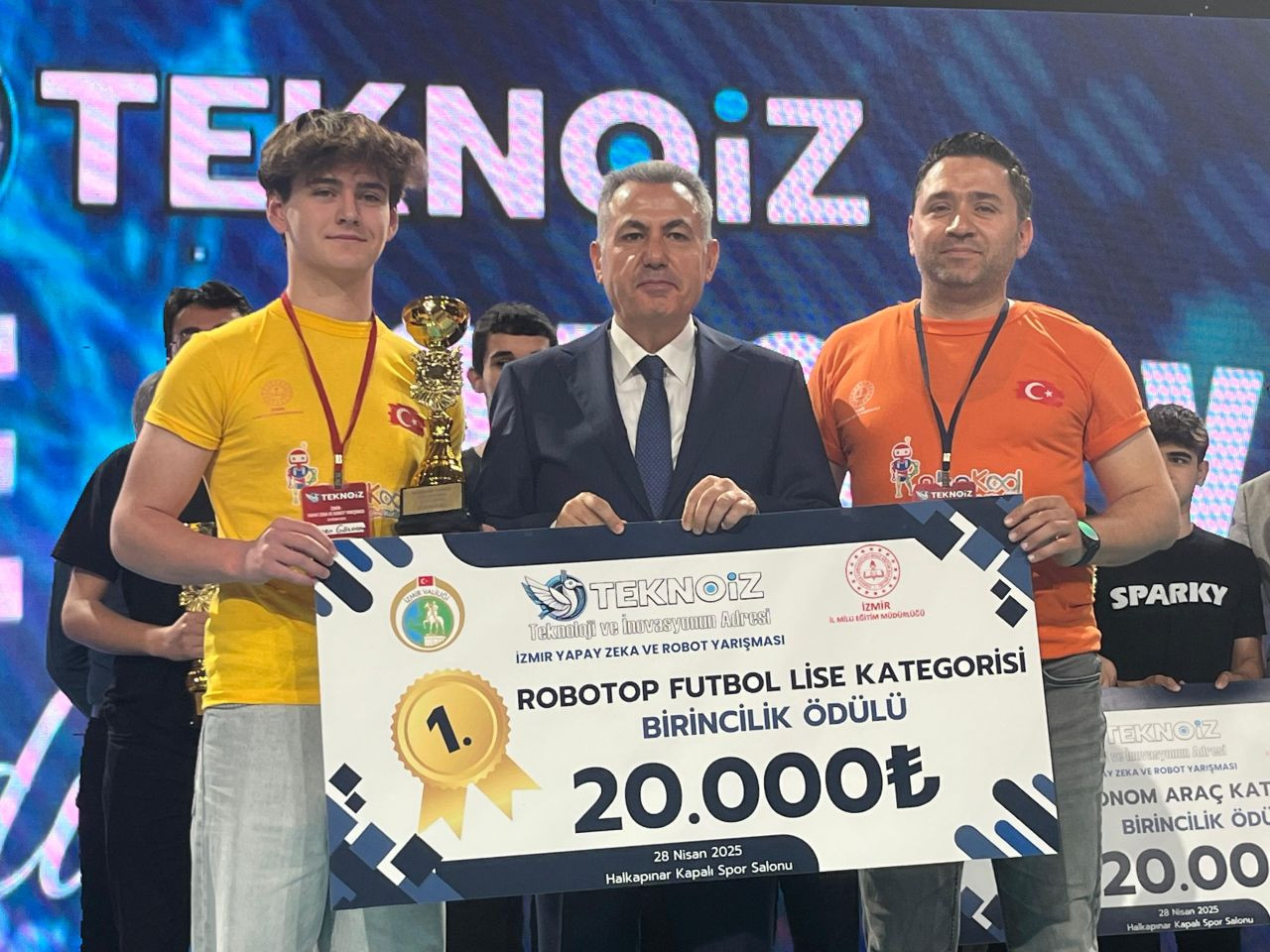 İzmir geleceği kodluyor! ROBOKOD Şenliği’nde 600 öğrenci teknolojide sınırları zorladı - Sayfa 5