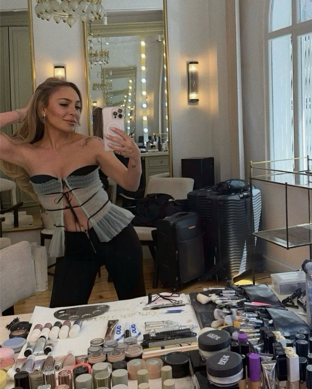 50 yaşına giren Ziynet Sali, yıllara meydan okuyor! Doğum günü paylaşımı sosyal medyayı salladı - Sayfa 5