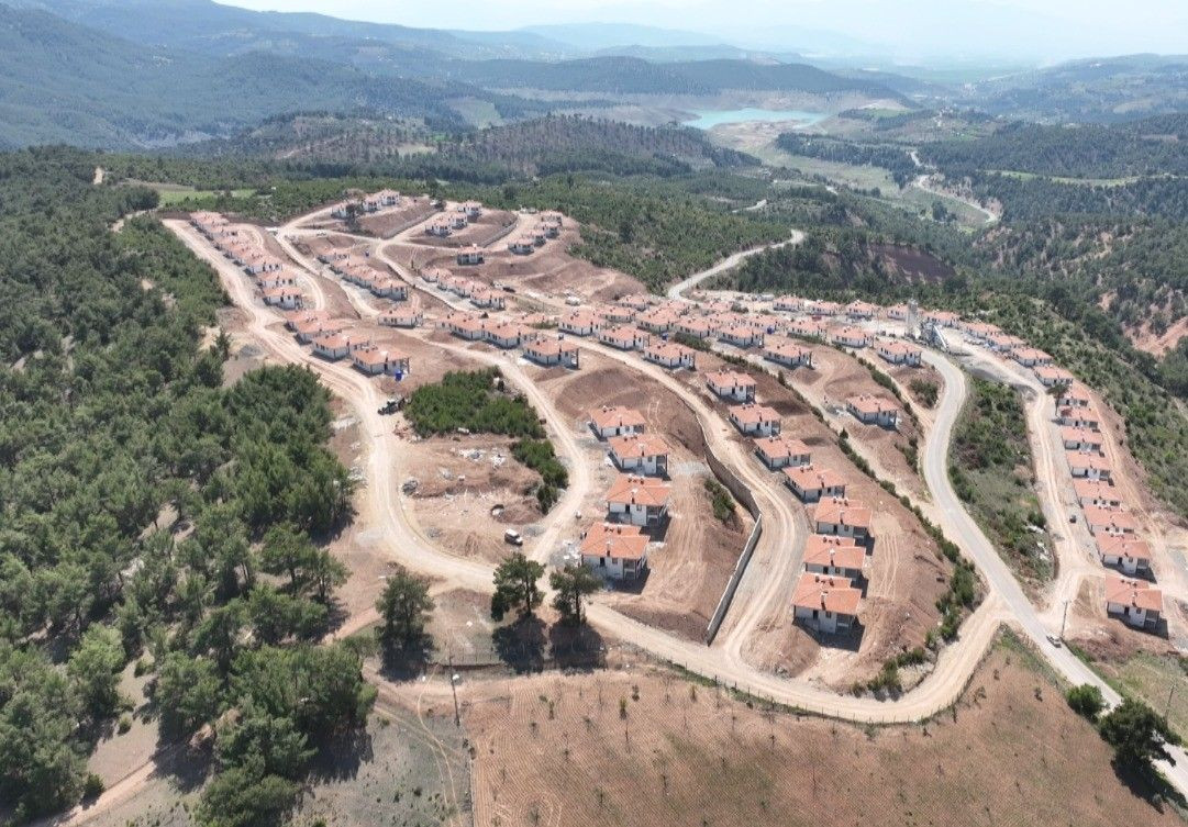 Kahramanmaraş Dulkadiroğlu'nda depremzedelere villa gibi evler yapıldı, muhtar öve öve bitiremedi - Sayfa 5