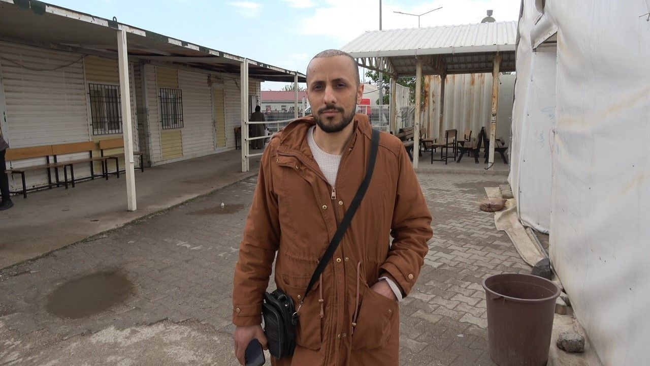 Suriyeli mültecilerin Öncüpınar Gümrük Kapısı'nda eve dönüş telaşı; teşekkür edip gittiler - Sayfa 5