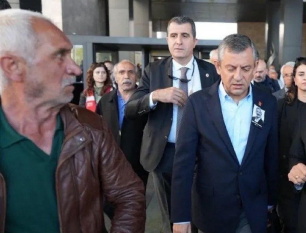 Özgür Özel saldırısında Zafer Partisi detayı! Saldırgan Selçuk Tengioğlu’nun ağabeyi Davut Tengioğlu, Ümit Özdağ'ın yol arkadaşı çıktı - Sayfa 1
