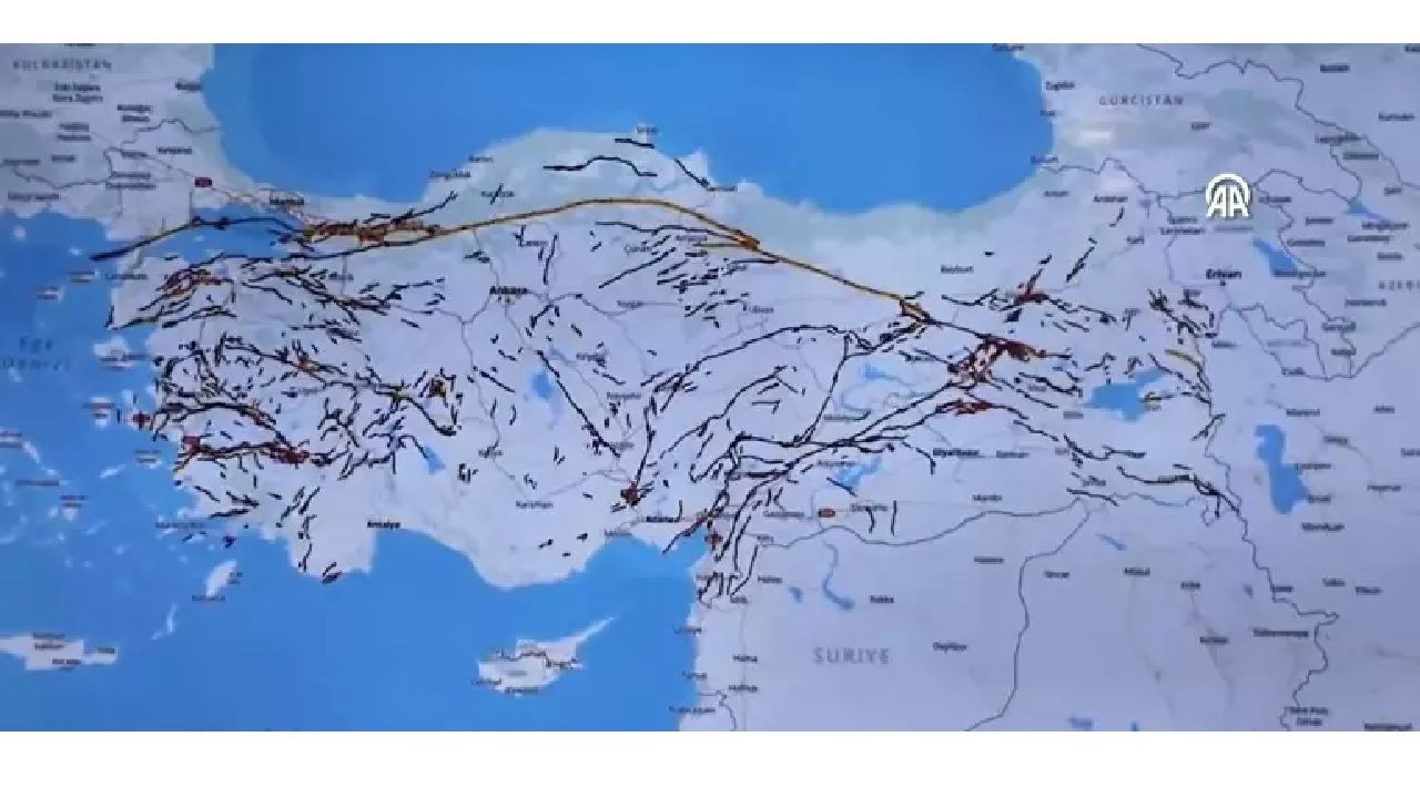 AFAD'tan korkutan paylaşım: Türkiye Deprem Tehlike Haritası'nda 485 diri fay segmenti bulunuyor - Sayfa 4