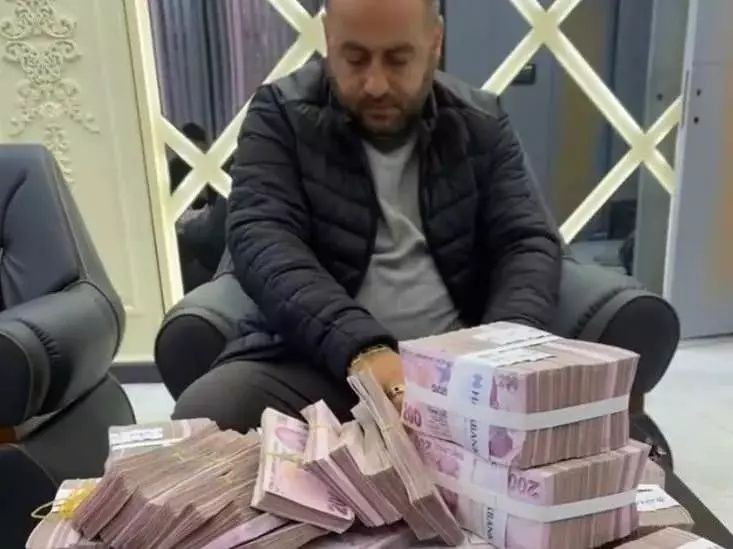 Akıllara durgunluk veren dolandırıcılı: Villasına çöküp TikTok’ta paylaştılar! "Akıyor bugün maşallah" - Sayfa 2