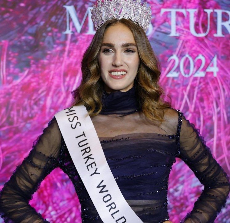 Miss Turkey birincisi İdil Bilgen Hindistan'a gitti! Miss World yarışmasında Türkiye'yi temsil edecek - Sayfa 1