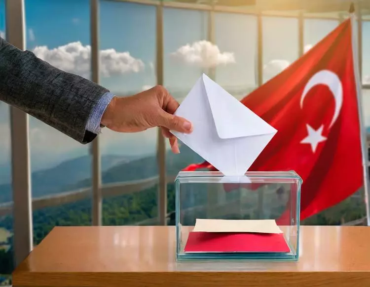 Herkes bu anketi merak ediyordu: Bu pazar genel seçim olsa hangi partiye oy verirsiniz? - Sayfa 5