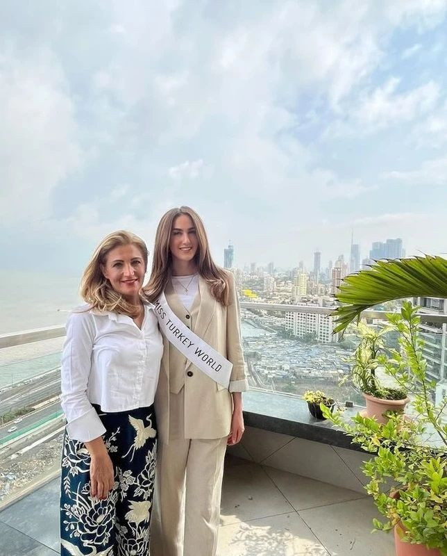 Miss Turkey birincisi İdil Bilgen Hindistan'a gitti! Miss World yarışmasında Türkiye'yi temsil edecek - Sayfa 5