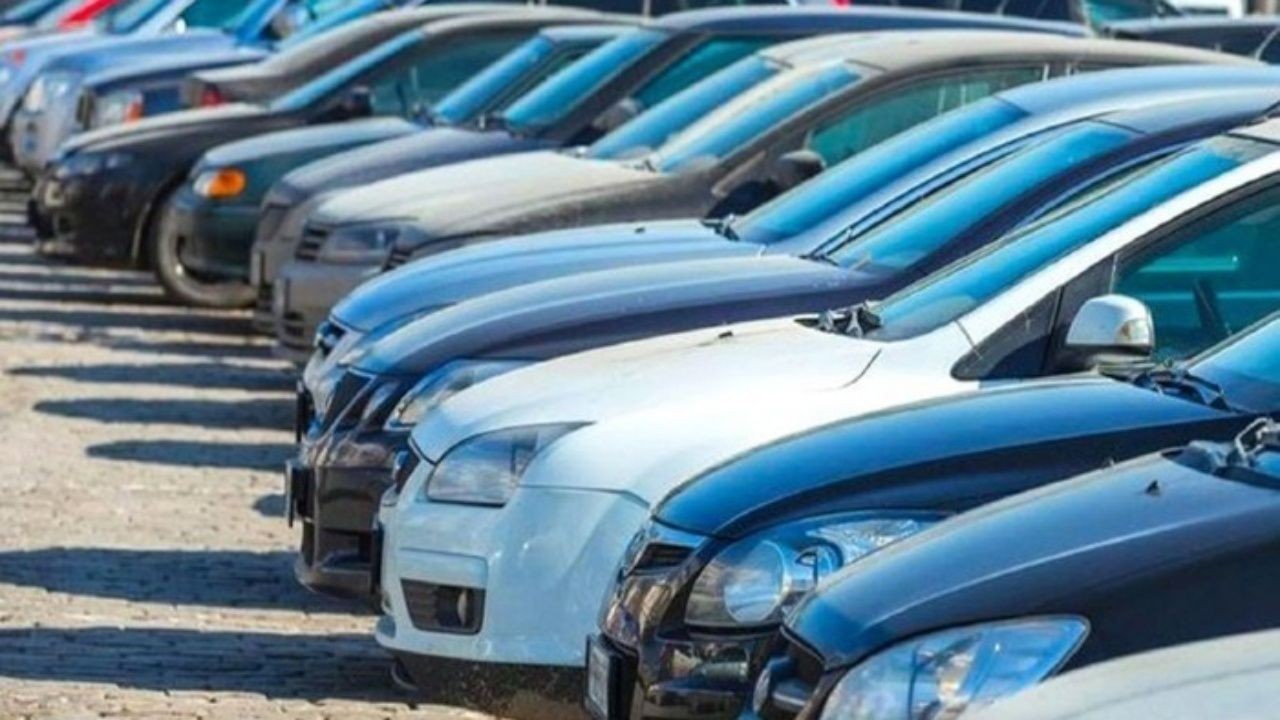 İkinci el araç piyasasında fiyatlar uçuyor! ABD’de gümrük vergileri ve fırsatçılar devrede - Sayfa 1