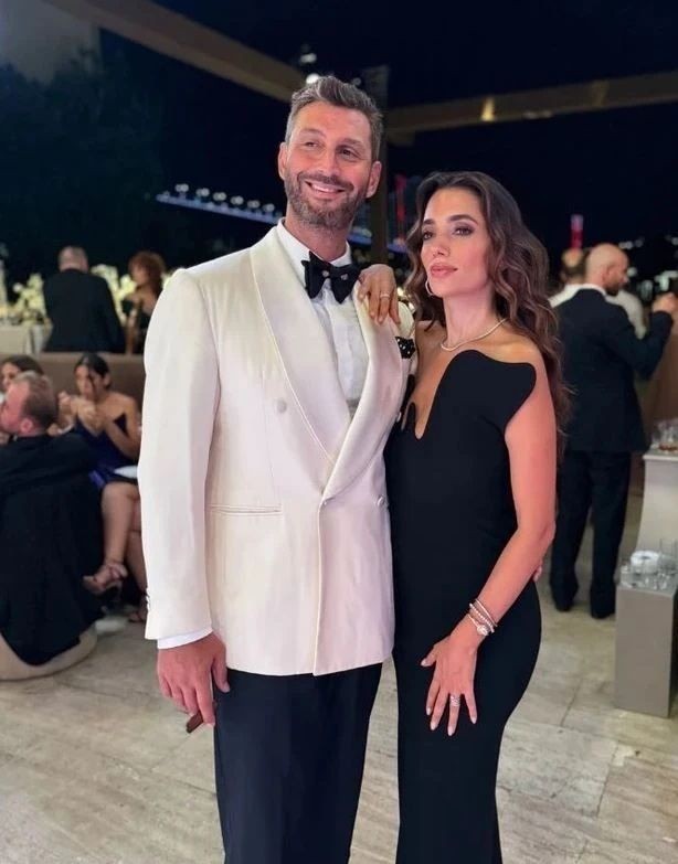 Rachel Araz'ın domates şeklindeki çantasının fiyatı dudak uçuklattı! - Sayfa 2