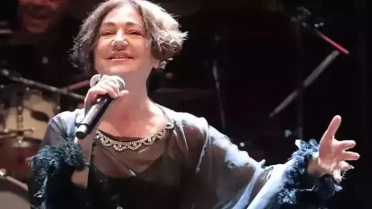 Nazan Öncel'den korkutan paylaşım! Hastaneye kaldırıldı: Anjiyo olduğunu açıkladı - Sayfa 2
