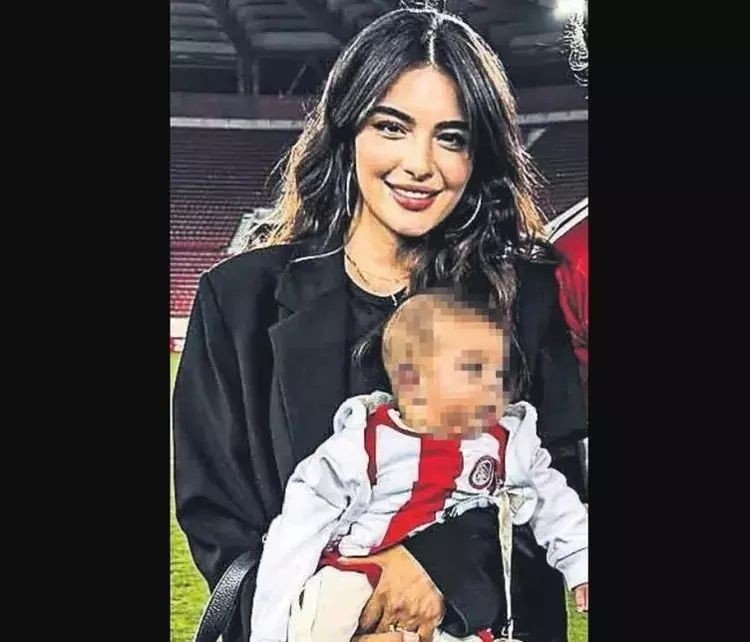Melisa Aslı Pamuk'un stadyumda çekilen fotoğrafı ''Estetik mi yaptırdı?'' dedirtti! Gerçek kısa sürede ortaya çıktı - Sayfa 4
