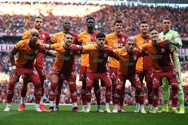 Galatasaray - Trabzonspor Maçı İlk 11'leri Belli Oldu: Okan Buruk'tan Sürpriz Tercih - Sayfa 4