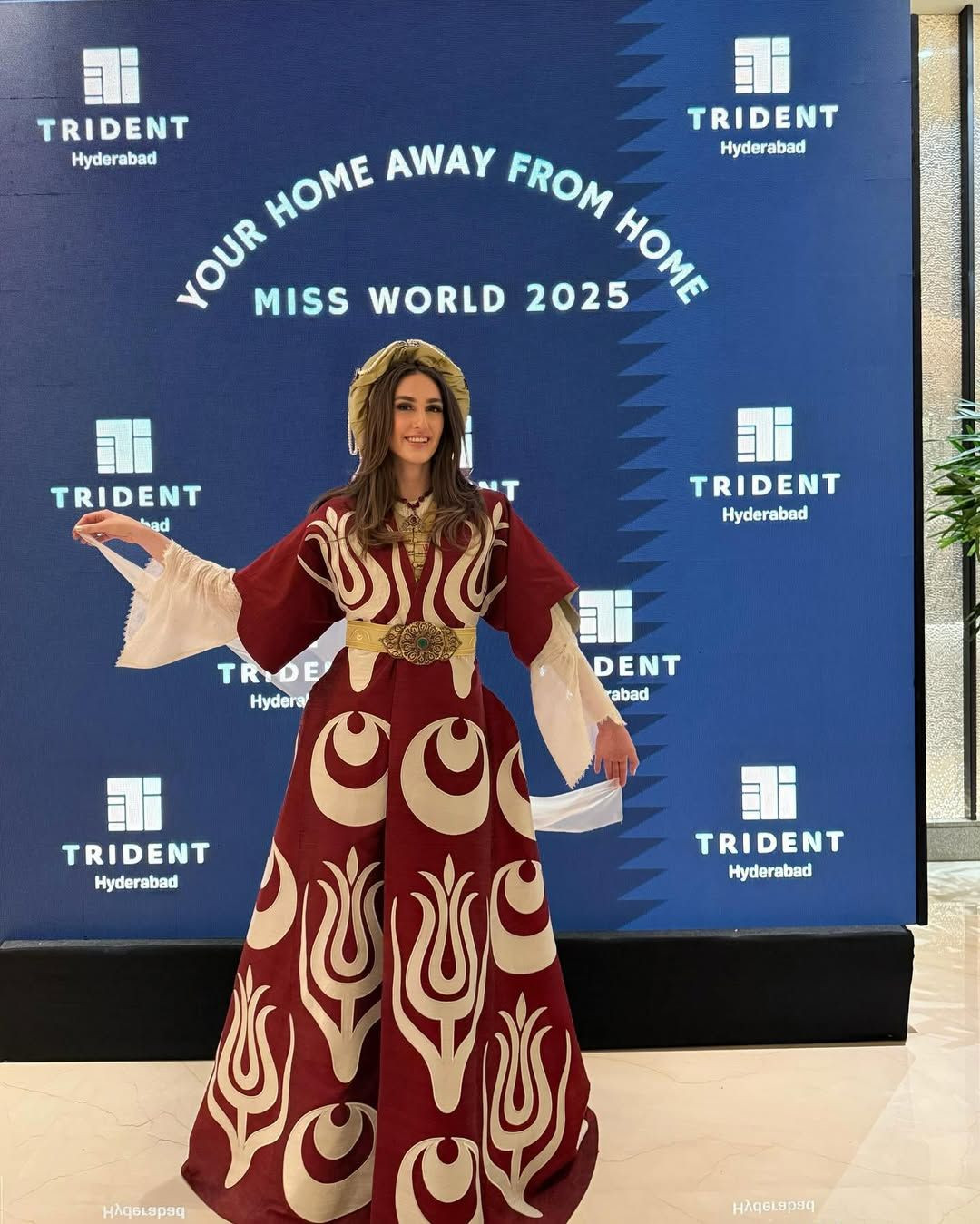 İdil Bilgen'in Ay-Yıldızlı elbisesi olay yarattı: Türk bayrağı Hindistan’da dalgalandı - Sayfa 7