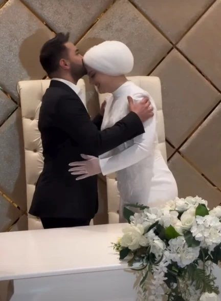 Kadir Ezildi’nin Seda Sayan'ın programında eşine yaptığı ilginç benzetme gündem oldu! - Sayfa 6