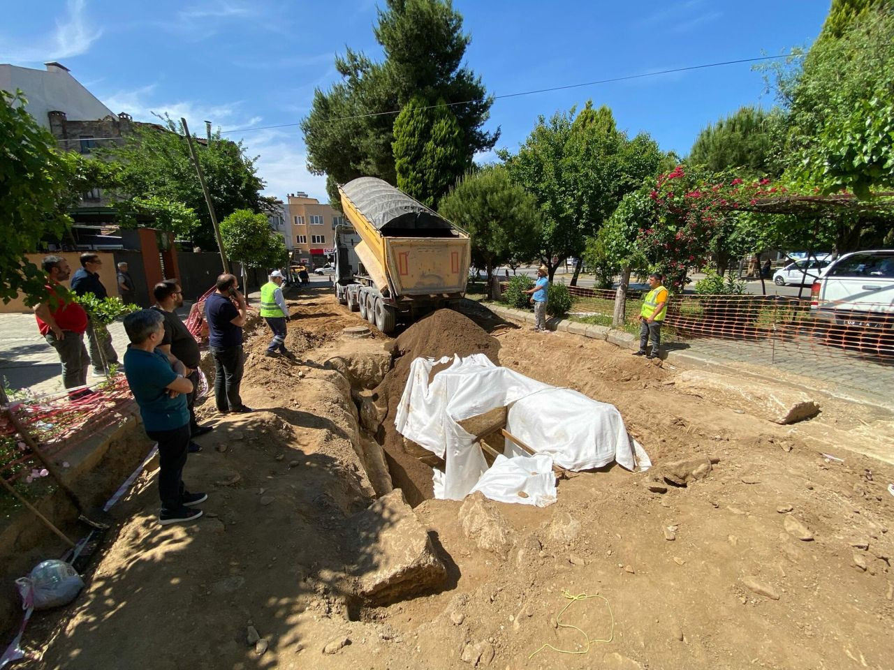 Aydın'ın göbeğinde yol çalışması sırasında Roma dönemine ait kral mezarı bulundu - Sayfa 6