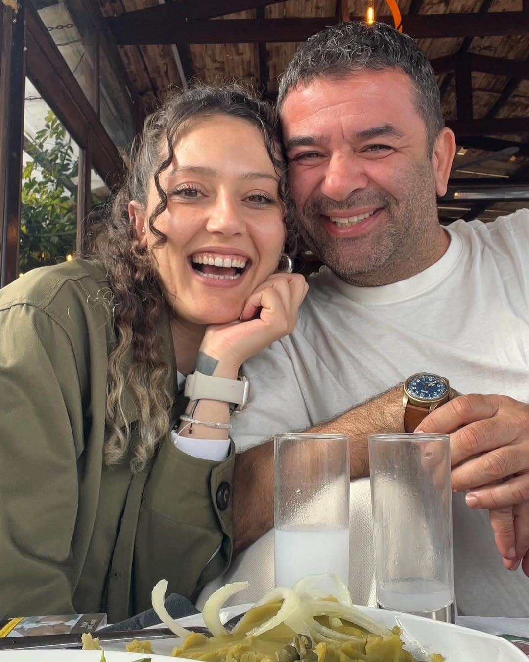 Bülent Şakrak'tan Duygu Arabacıoğlu'na ilan-ı aşk! Yaş farkı tartışma yarattı - Sayfa 2