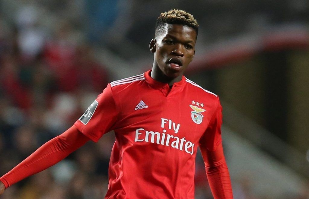 Mourinho Orta Sahaya Benfica'nın Yıldızını İstiyor: İlk Tahtaya O İsmi Yazdı - Sayfa 1