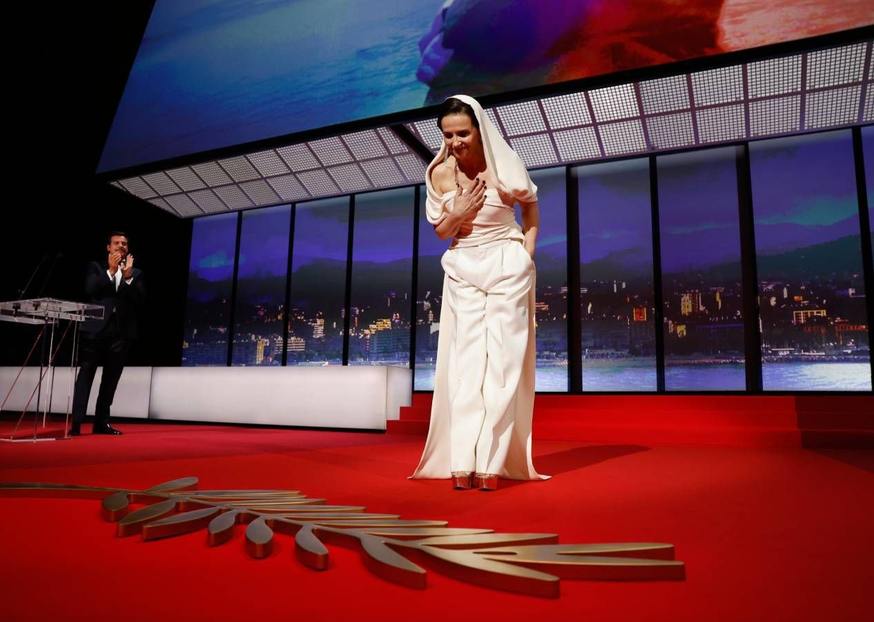 Juliette Binoche Cannes'da Filistinli gazeteci Fatima Hassona’yı andı, ayakta alkışlandı - Sayfa 2