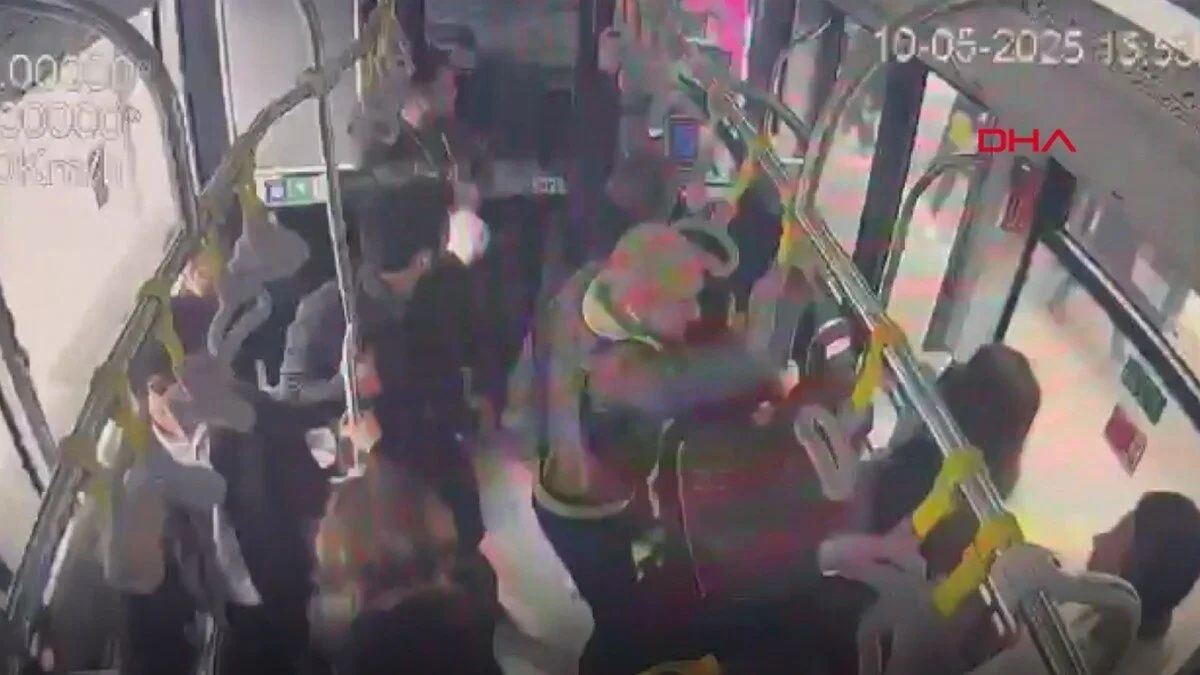 Metrobüs faciası göz göre göre gelmiş! İBB'nin ölümcül hatası... Şoförlere sadece 2 haftalık eğitim verildi... - Sayfa 7