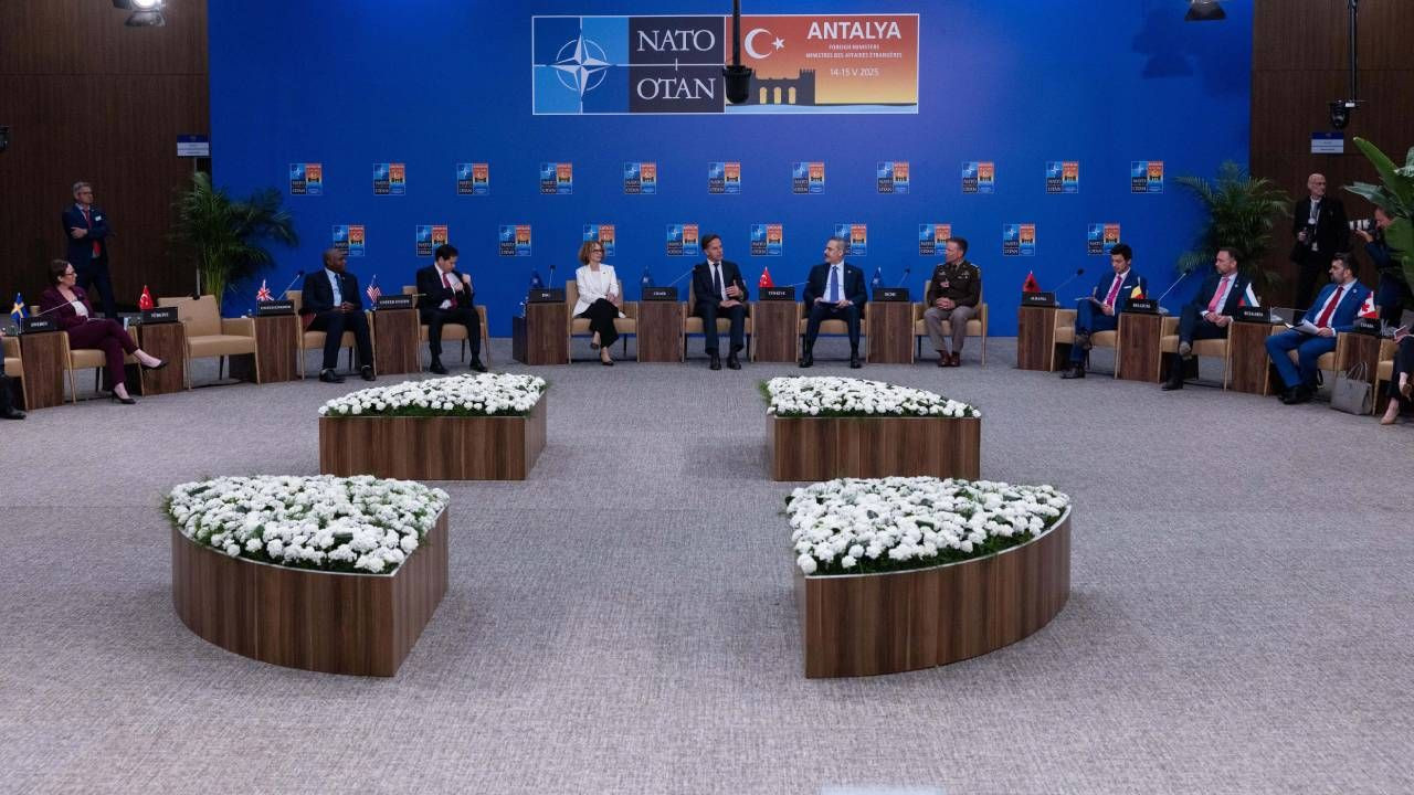 Hakan Fidan: NATO çapında Texas'tan Ankara'ya uzanan bir güvenlik ağı oluşturmamız gerekiyor - Sayfa 6