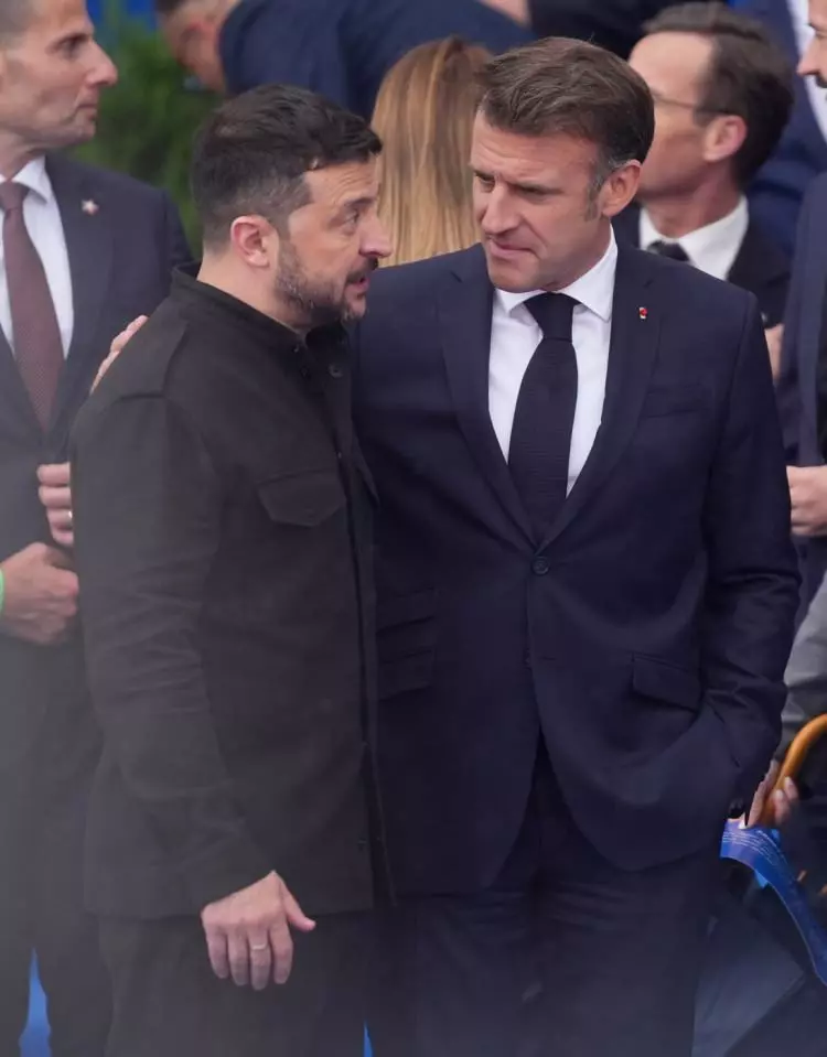 Avrupa Siyasi Topluluğu 6. Zirvesi'nden dikkat çeken kareler! Dünya gündemine oturdu - Sayfa 30