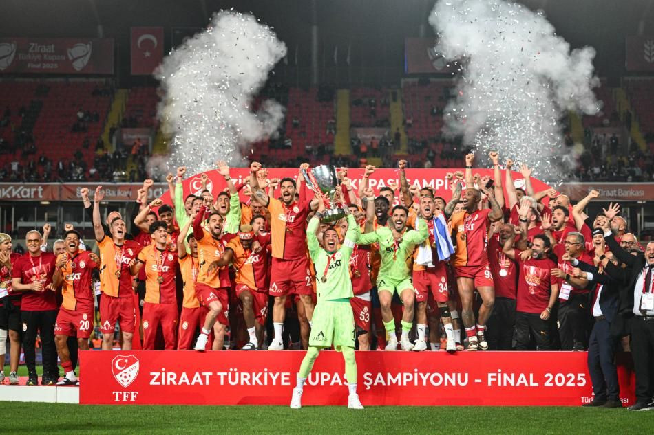 Galatasaray'da şampiyonluk kutlamasının detayları belli oldu! Önce Florya, sonra Yenikapı - Sayfa 2