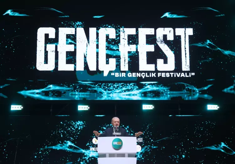 Cumhurbaşkanı Recep Tayyip Erdoğan, Ferhat Göçer ve Sagopa Kajmer... GENÇFEST'e damga vuran anlar! - Sayfa 7