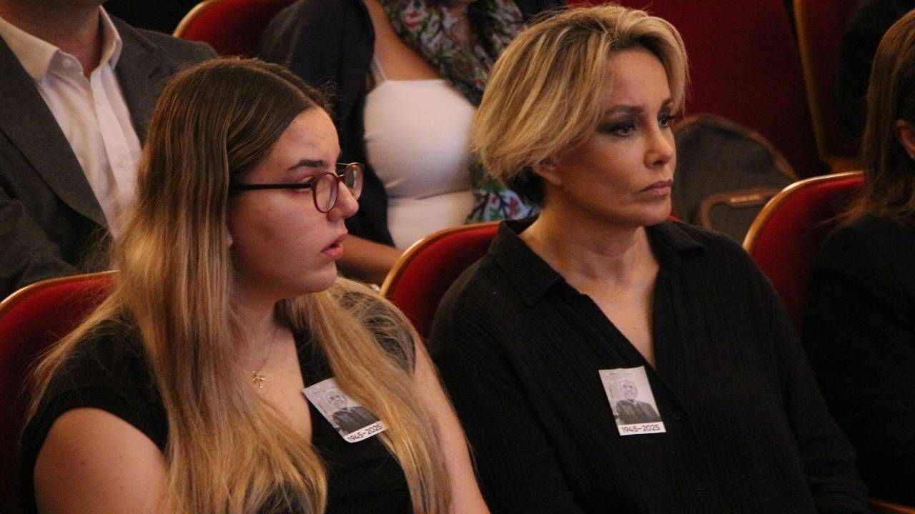 Türk sinemasının usta ismi Ali Özgentürk memleketi Adana'da son yolculuğuna uğurlandı - Sayfa 2