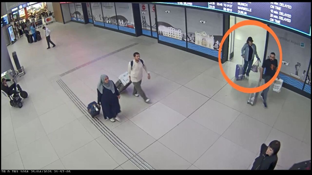 İstanbul Havalimanı’nda inanılmaz olay: 3 kadın 6 kilo altını cinsel organlarında saklamış! - Sayfa 4