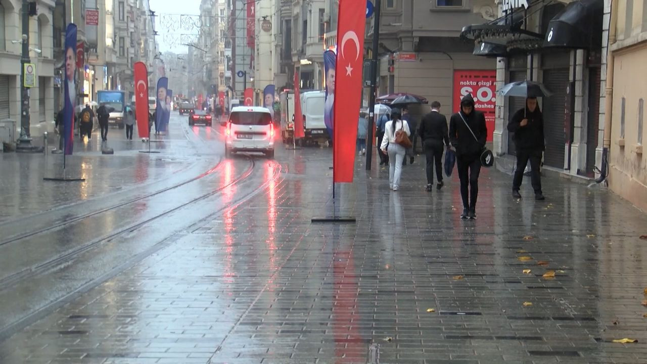 Şakası yok! Ani elektrik fırtınaları bekleniyor: Cep telefonunuzla konuşmaya ara vermeniz tavsiye olunur - Sayfa 7