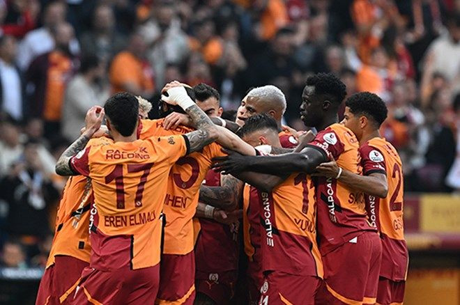 Dursun Özbek'ten flaş gönderme: Sonunda iyi olan yine kazandı! - Sayfa 1