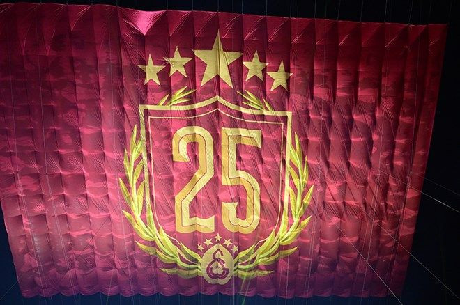 Galatasaraylı futbolcular 25. şampiyonluğu ve 5. yıldızı doyasıya kutladı - Sayfa 22
