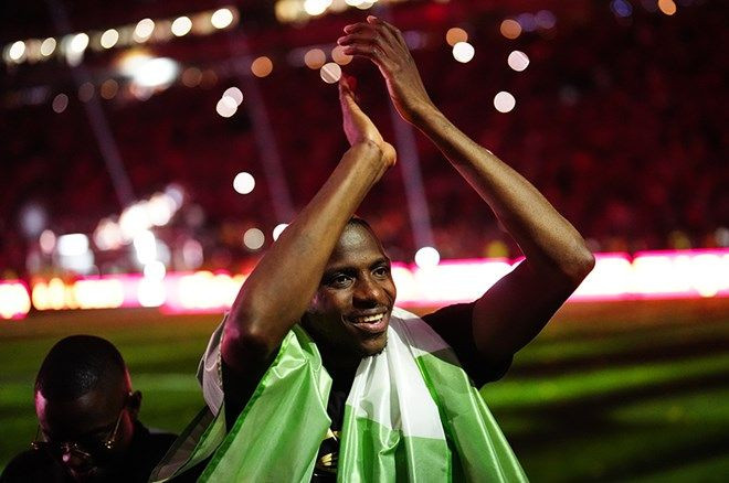 Galatasaraylı futbolcular 25. şampiyonluğu ve 5. yıldızı doyasıya kutladı - Sayfa 7