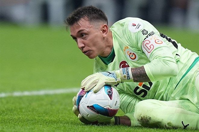Dursun Özbek tartışmalara nokta koydu: Fernando Muslera'nın geleceği netleşti! - Sayfa 4
