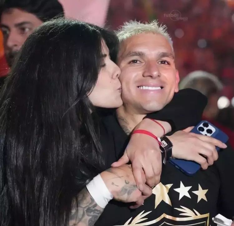 Lucas Torreira, eski sevgilisi Devrim Özkan'ı yeniden takibe aldı - Sayfa 4