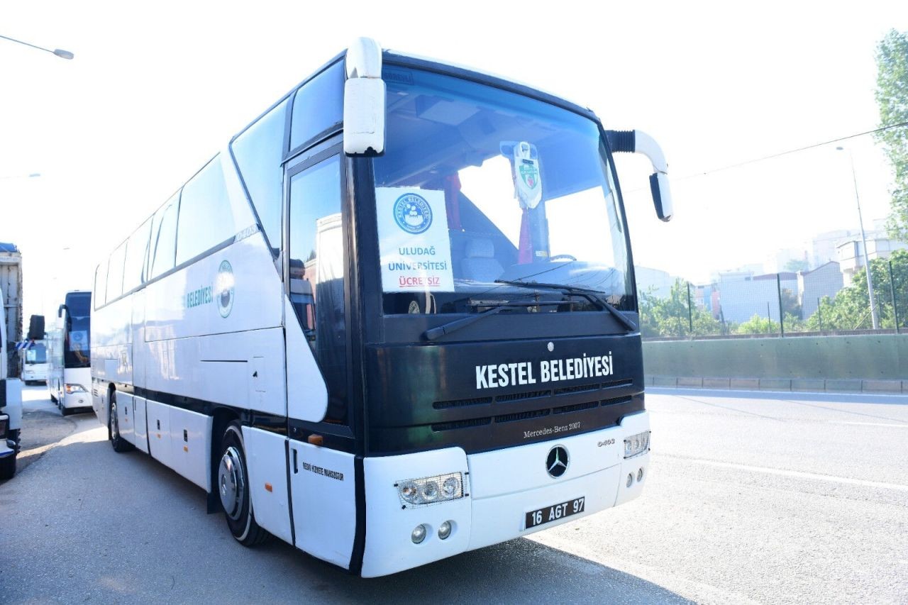 Bursa'da ulaşım krizi: CHP’li Bozbey yönetiminde ulaşım çöktü, metroya stajyer oturtuldu, trafik felç oldu - Sayfa 4