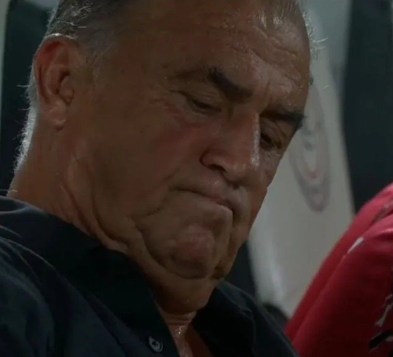 Fatih Terim oyuncularına kızdı, şişeyi fırlattı, son şampiyon karşısında tepkisi gündem oldu - Sayfa 5